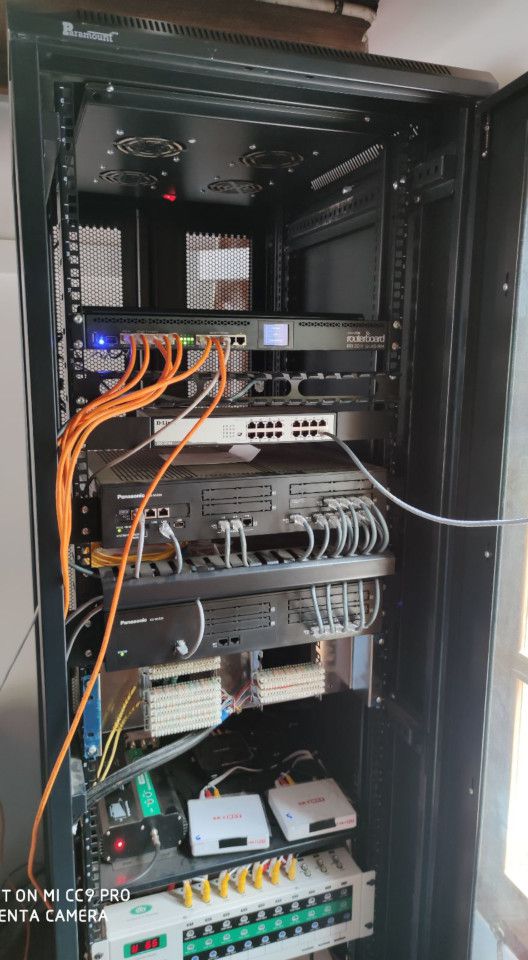 Paramount Data Center Products and Accessories