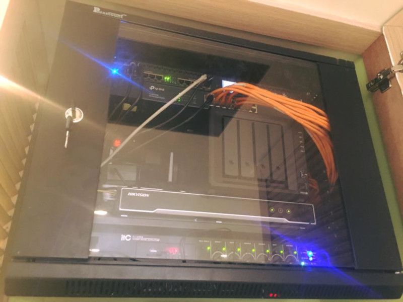 Paramount Data Center Products and Accessories