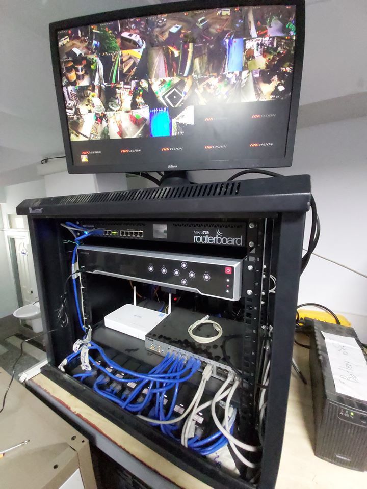 Paramount Data Center Products and Accessories