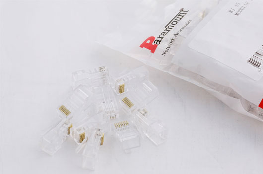 RJ 45 plug for Cat 6-Paramount MM